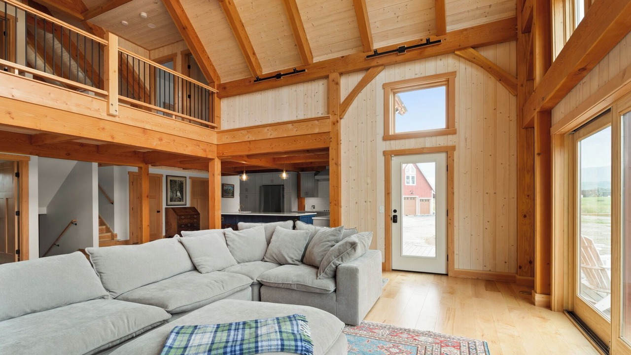 Photo of Livingroom in Morrisville