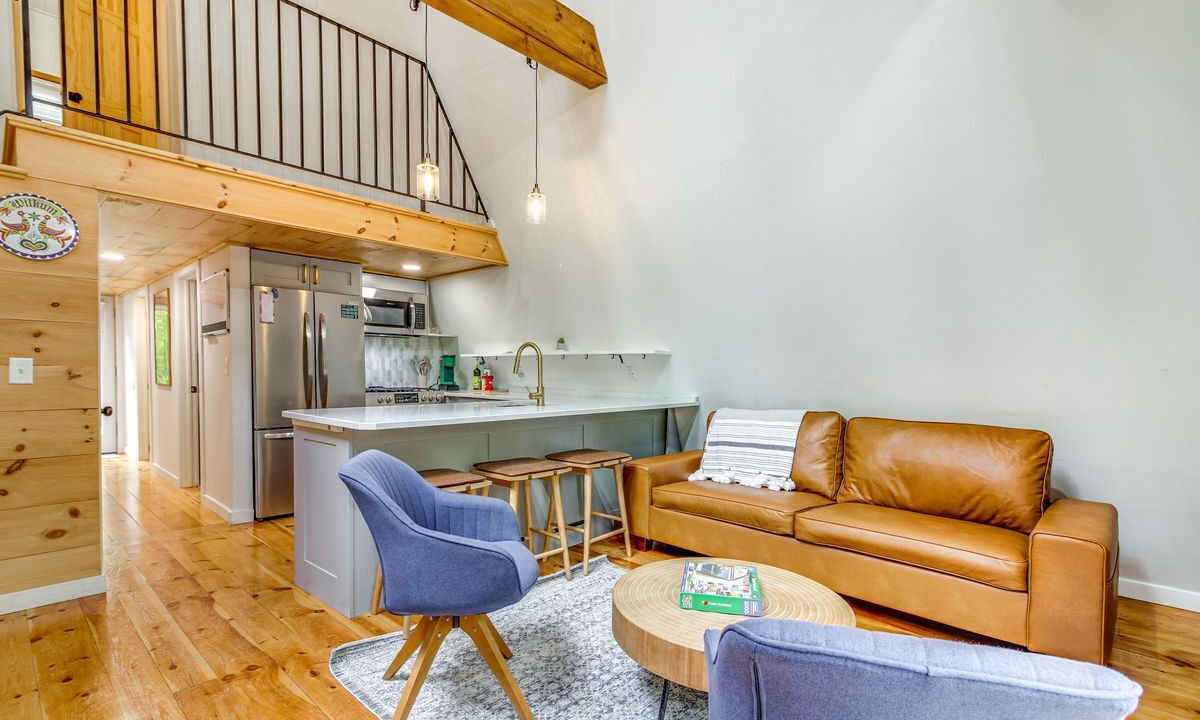 Photo of Livingroom in Perkinsville