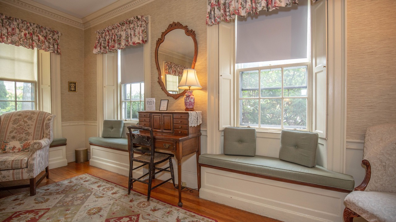 Photo of Bedroom in Newburyport
