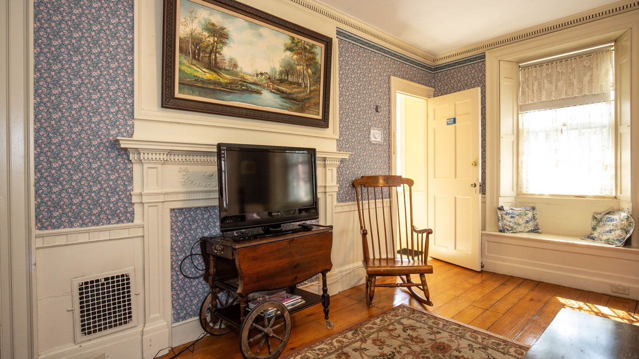 Photo of Bedroom in Newburyport