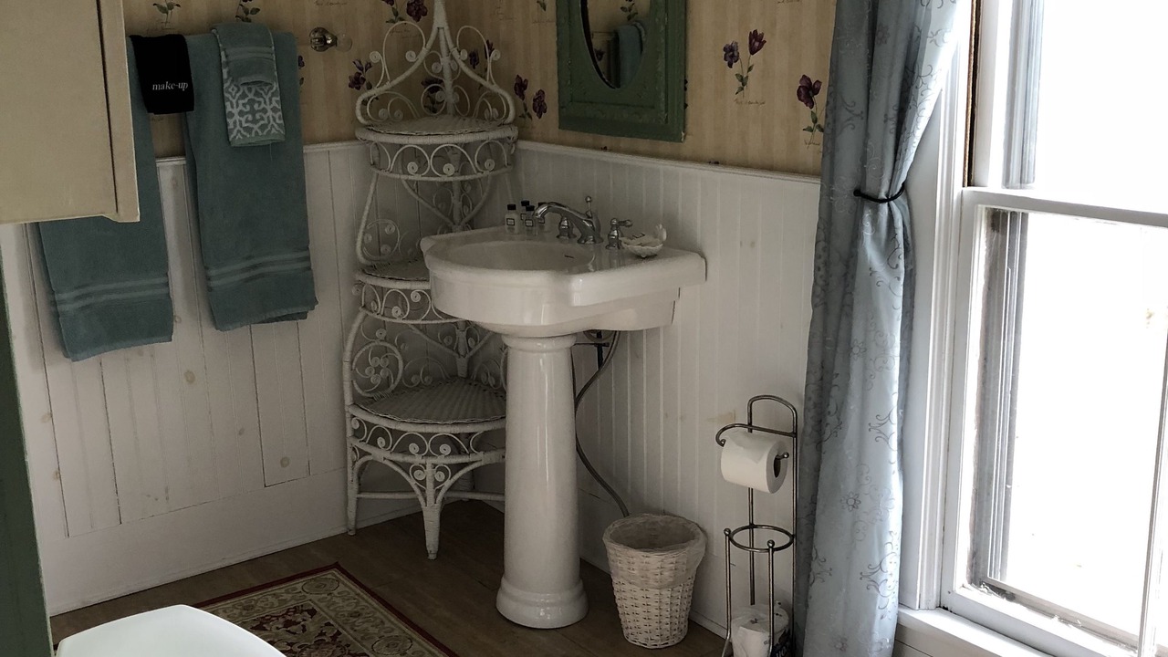 Photo of Bathroom in Tilton