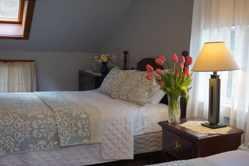 Photo of Bedroom in Bread Loaf