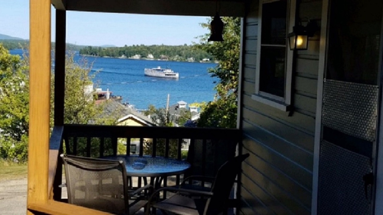 Photo of Patio Balcony in Weirs Beach
