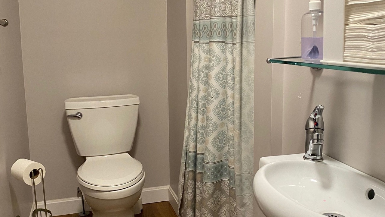 Photo of Bathroom in Weirs Beach