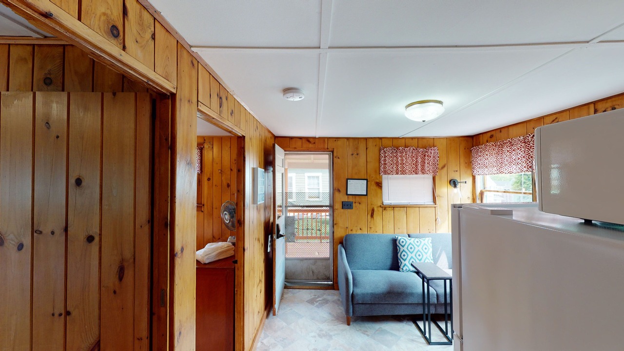 Photo of Patio Balcony in Weirs Beach