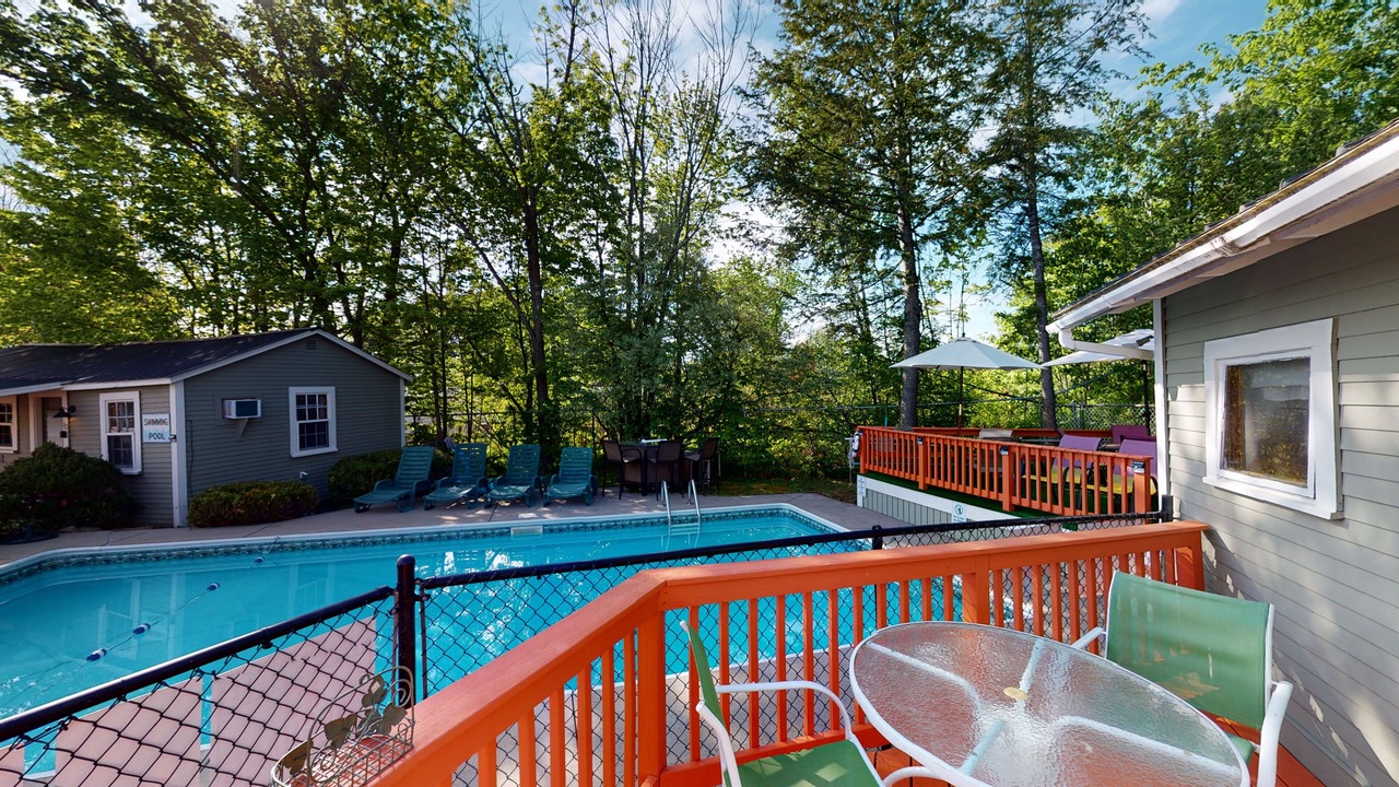 Photo of Outdoor in Weirs Beach