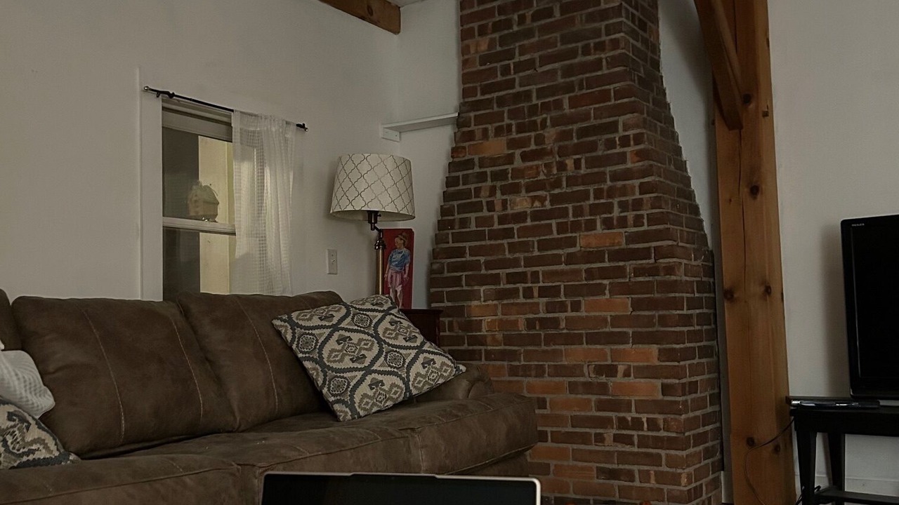 Photo of Livingroom in West Arlington