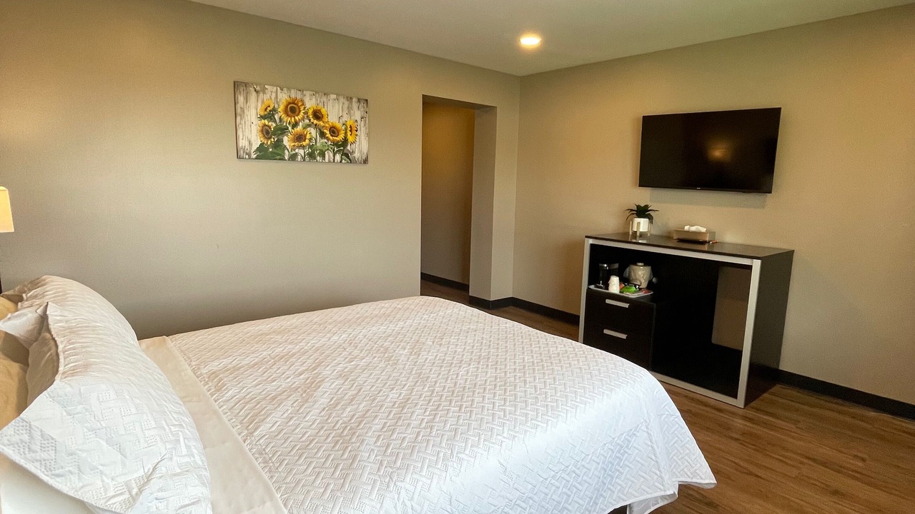 Photo of Bedroom in Gallipolis Ferry