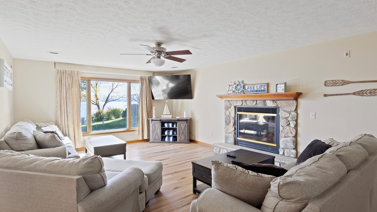 Photo of Livingroom in Himrod