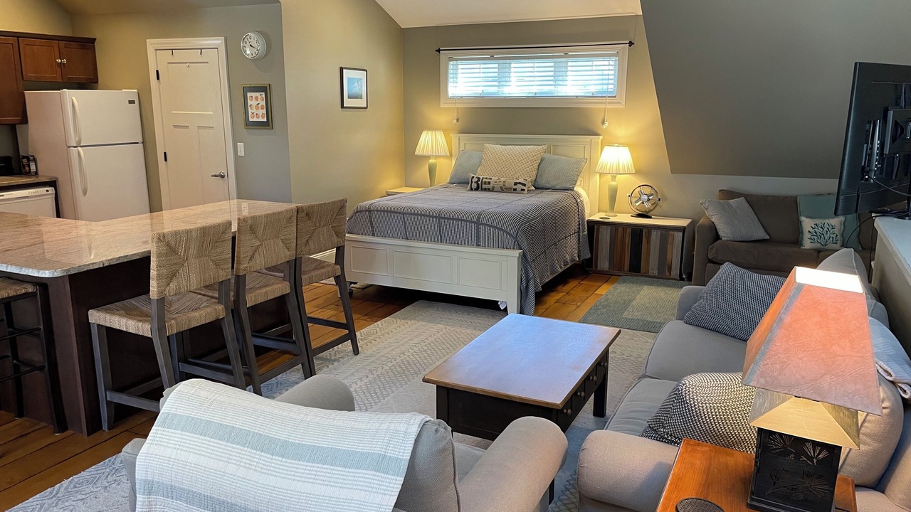 Photo of Livingroom in South Eliot