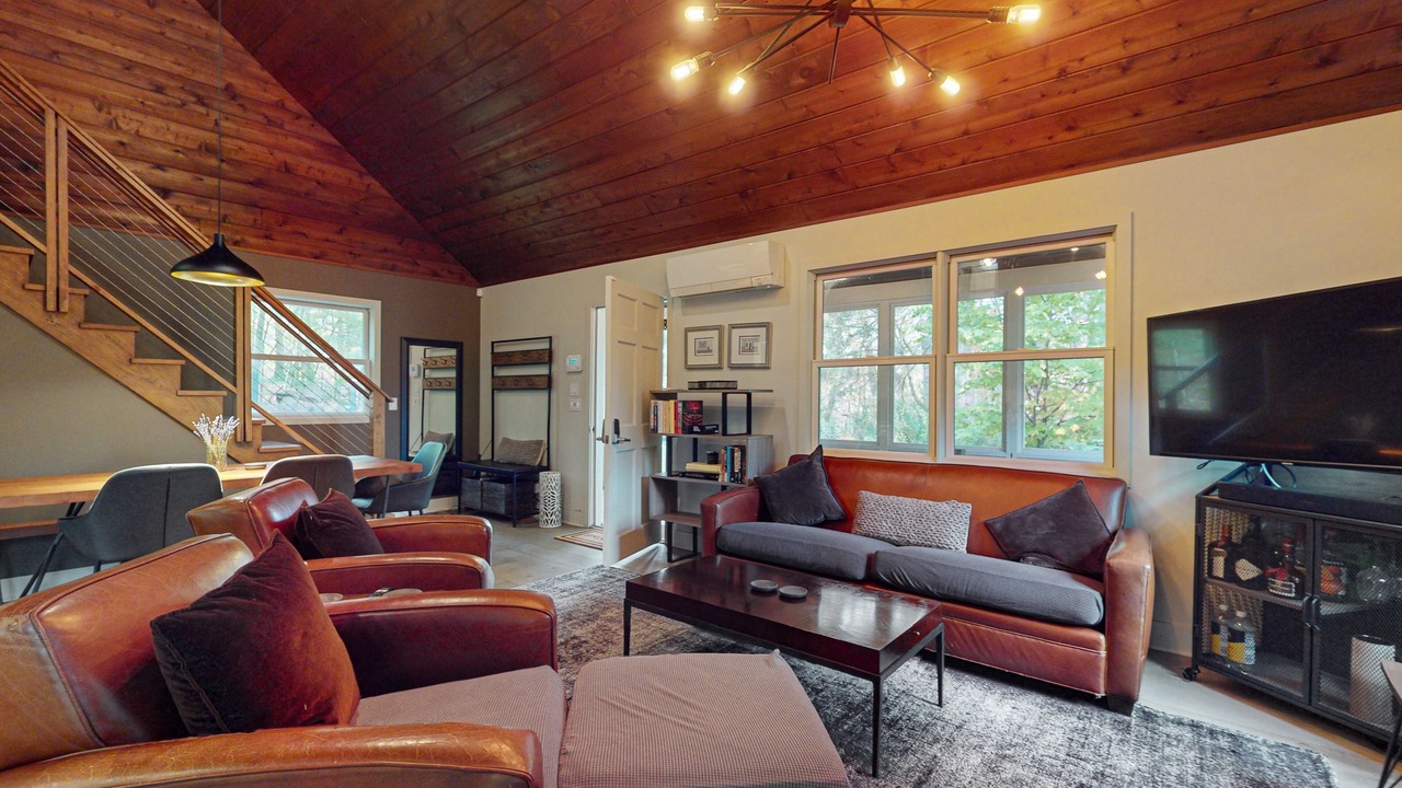 Photo of Livingroom in Red Hook