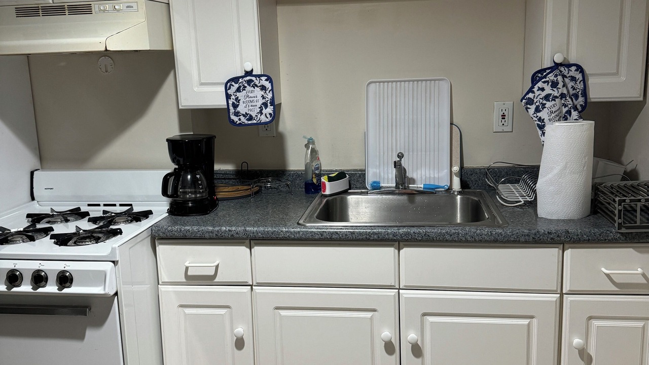 Photo of Kitchen in West Babylon
