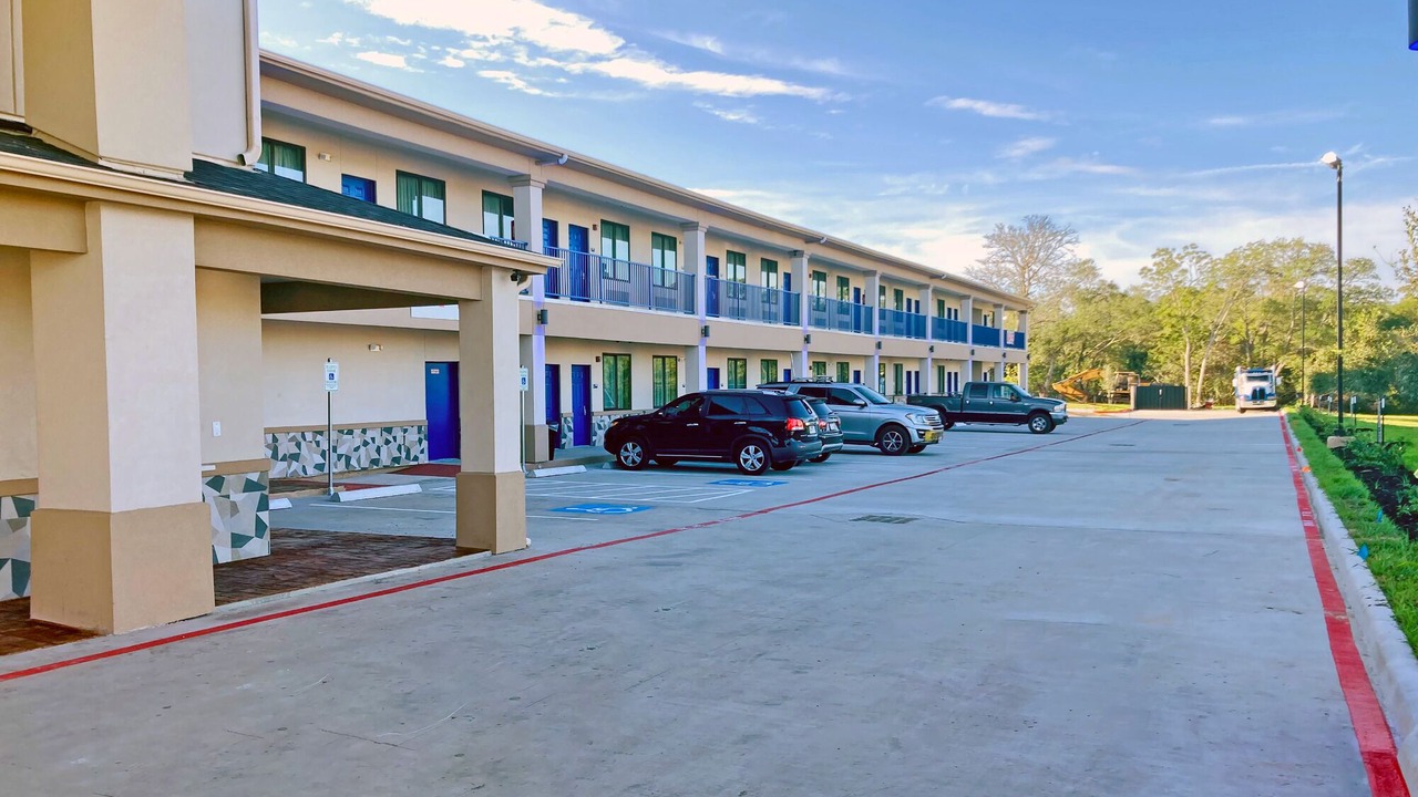 Photo of Outdoor in Hitchcock