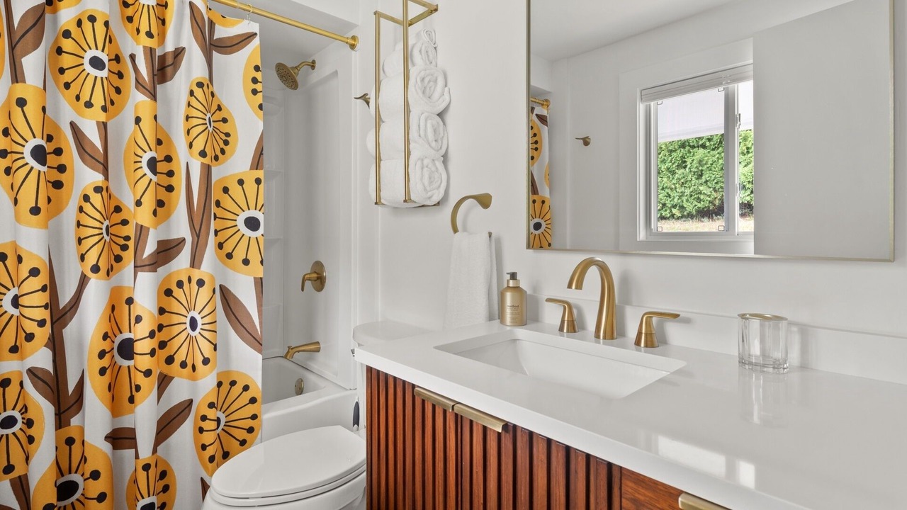 Photo of Bathroom in Malletts Bay