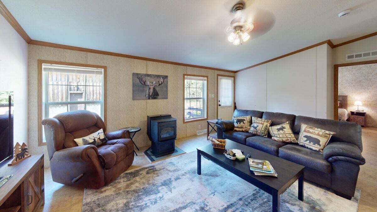 Photo of Livingroom in Brandon