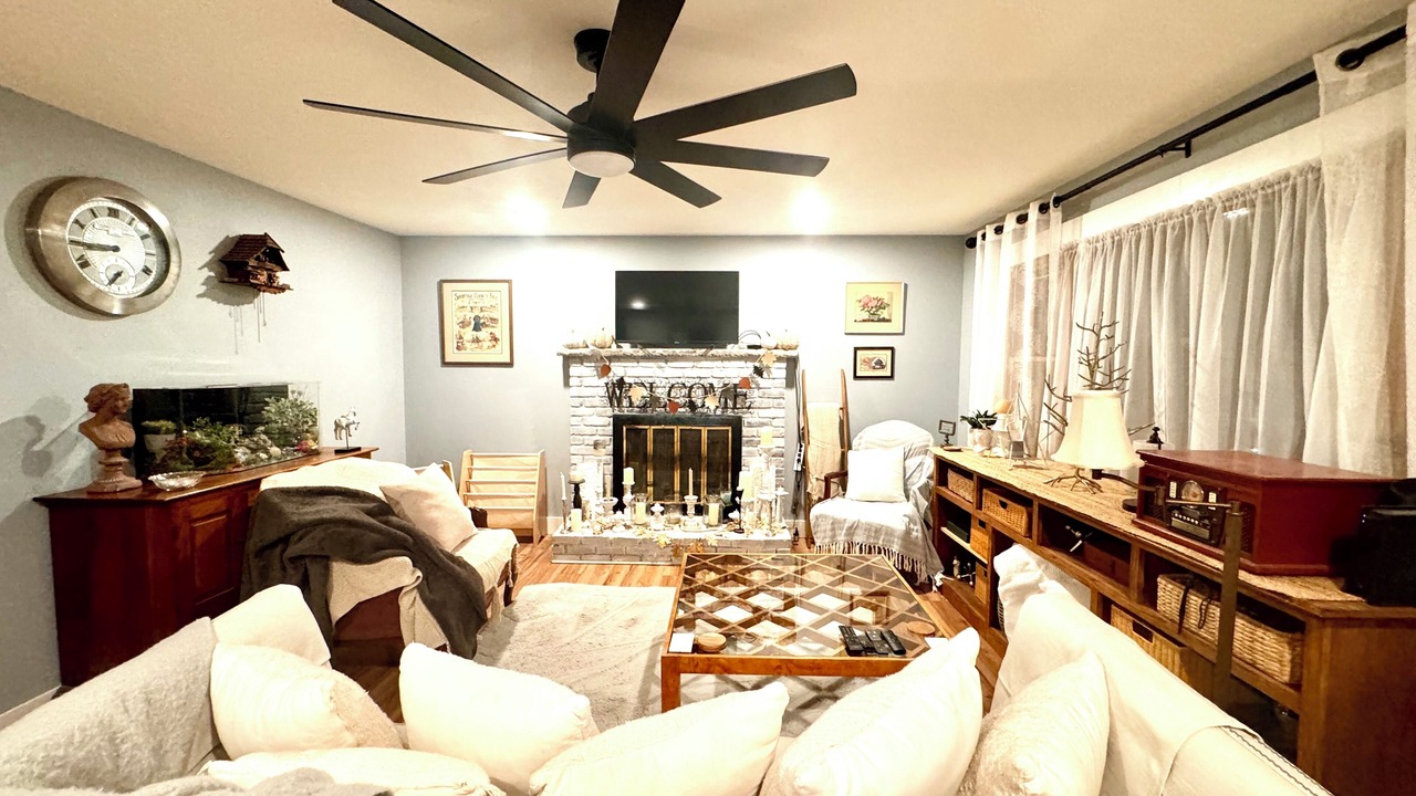 Photo of Livingroom in Ballston Spa