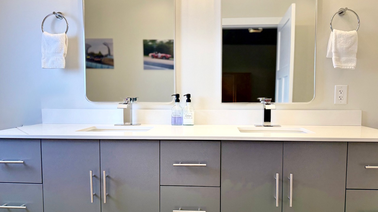 Photo of Bathroom in Watkins Glen
