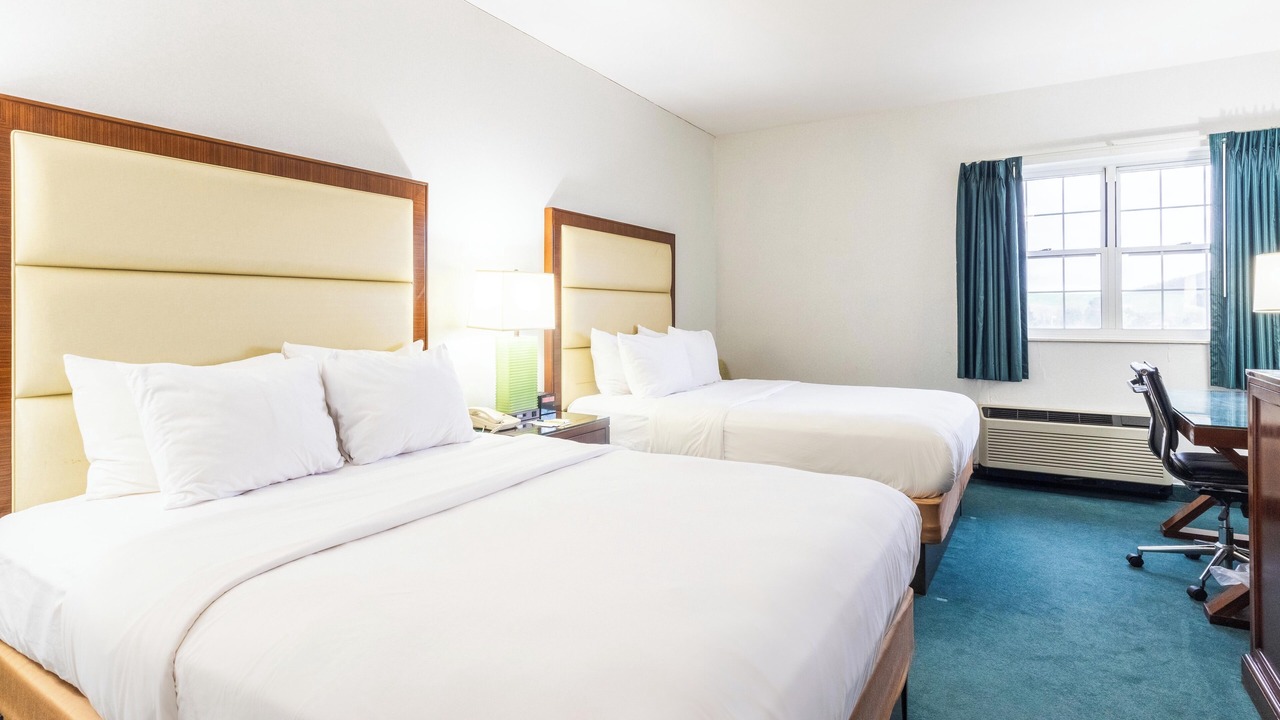 Photo of Bedroom in Sunrise Summit