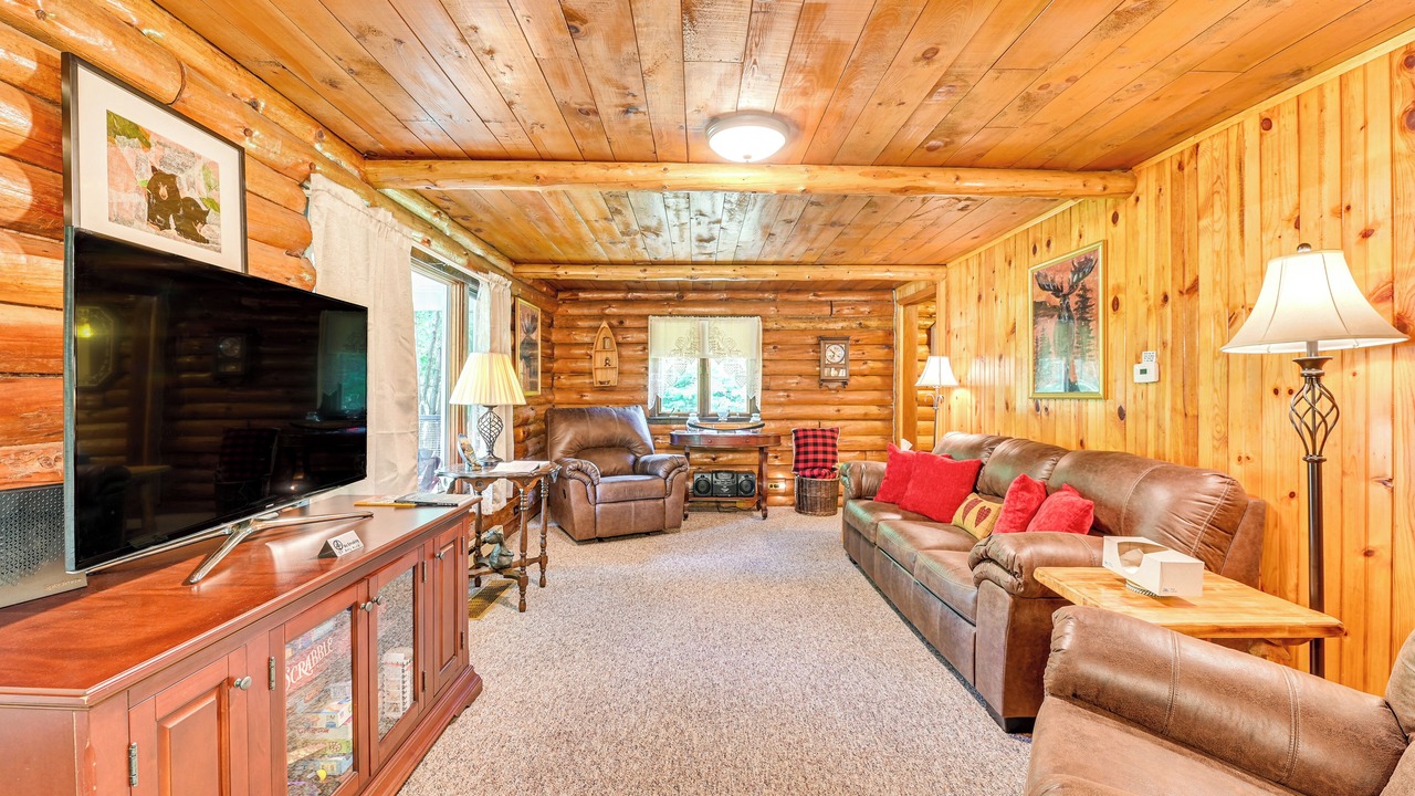 Photo of Livingroom in Forestport