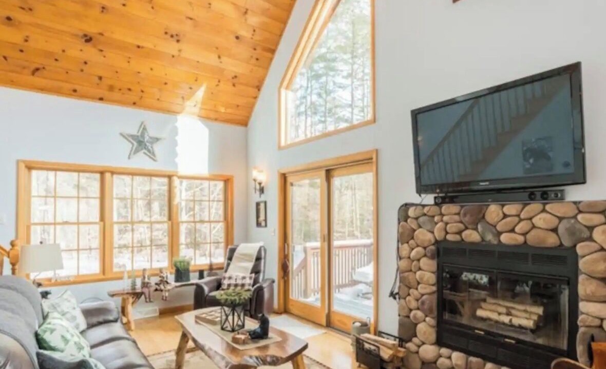 Photo of Livingroom in Warrensburg