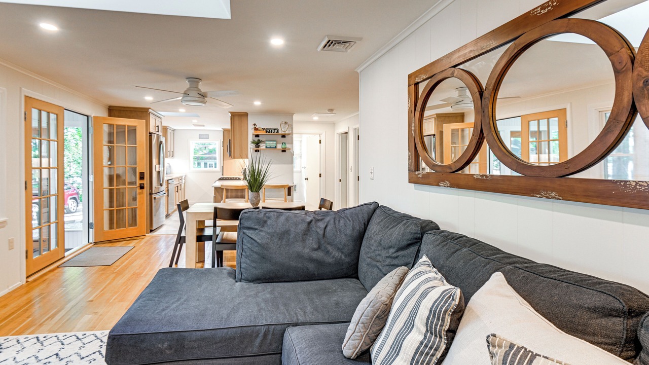Photo of Livingroom in Wolfeboro