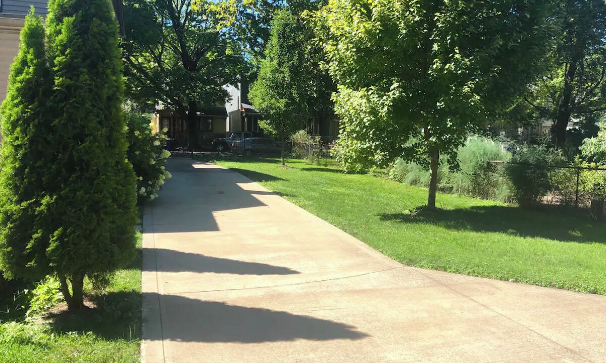 Photo of Outdoor in Detroit - Shoreway