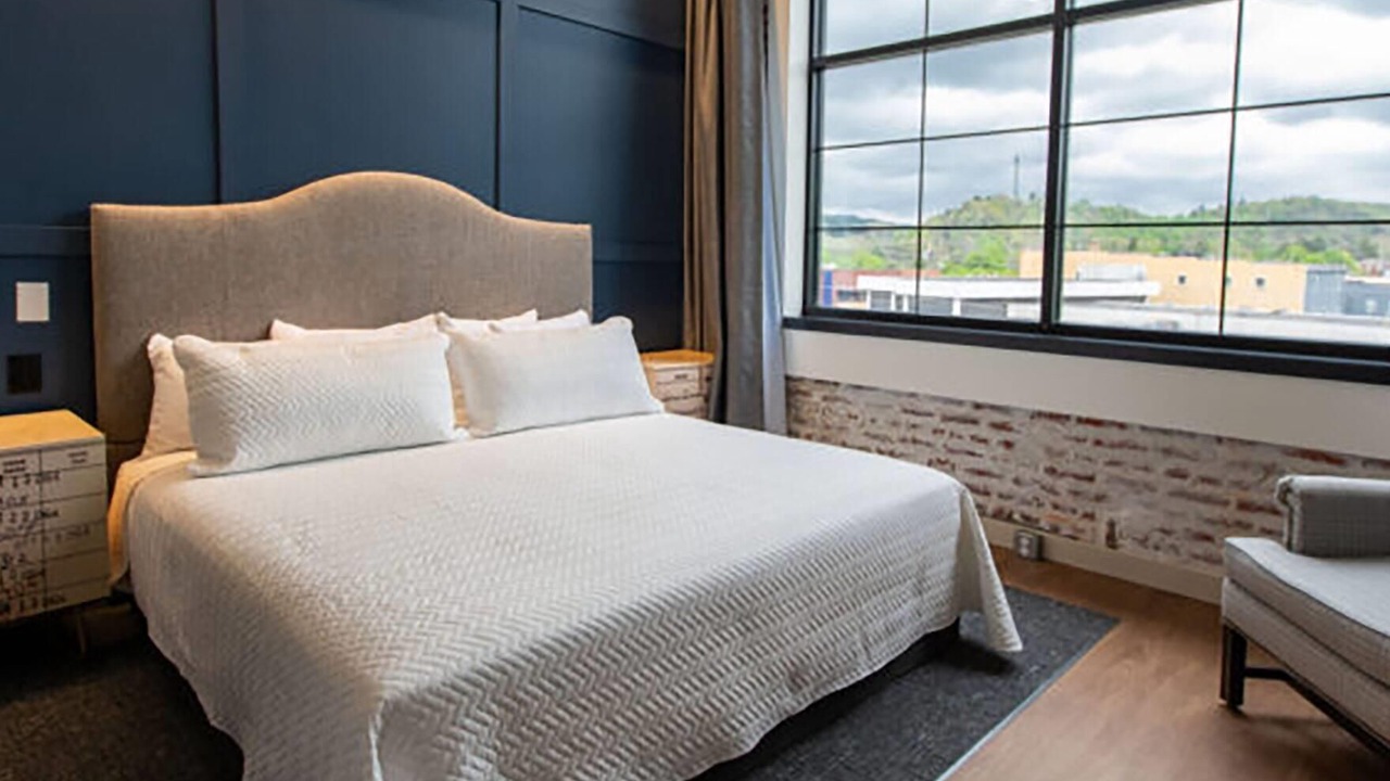 Photo of Bedroom in White Sulphur Springs