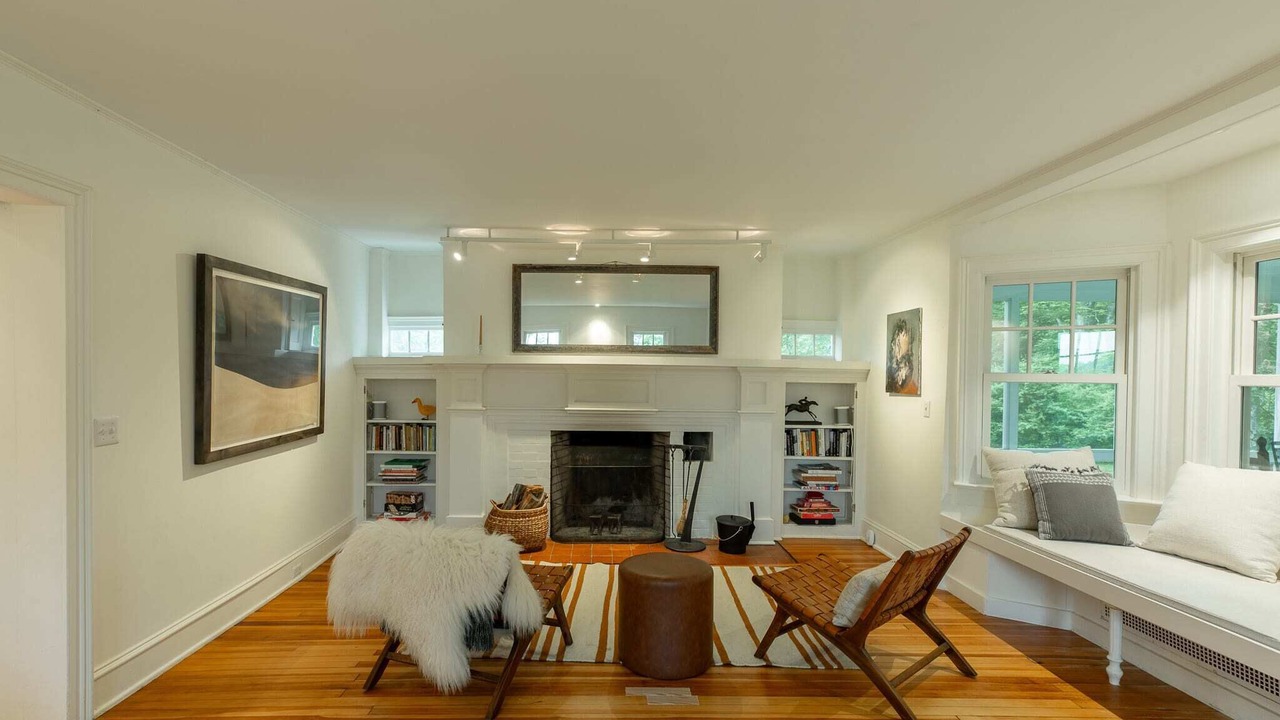 Photo of Livingroom in Germantown