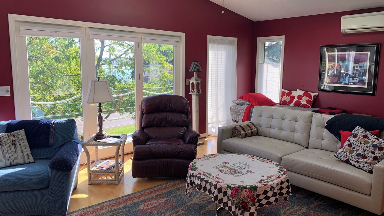 Photo of Livingroom in Holcomb
