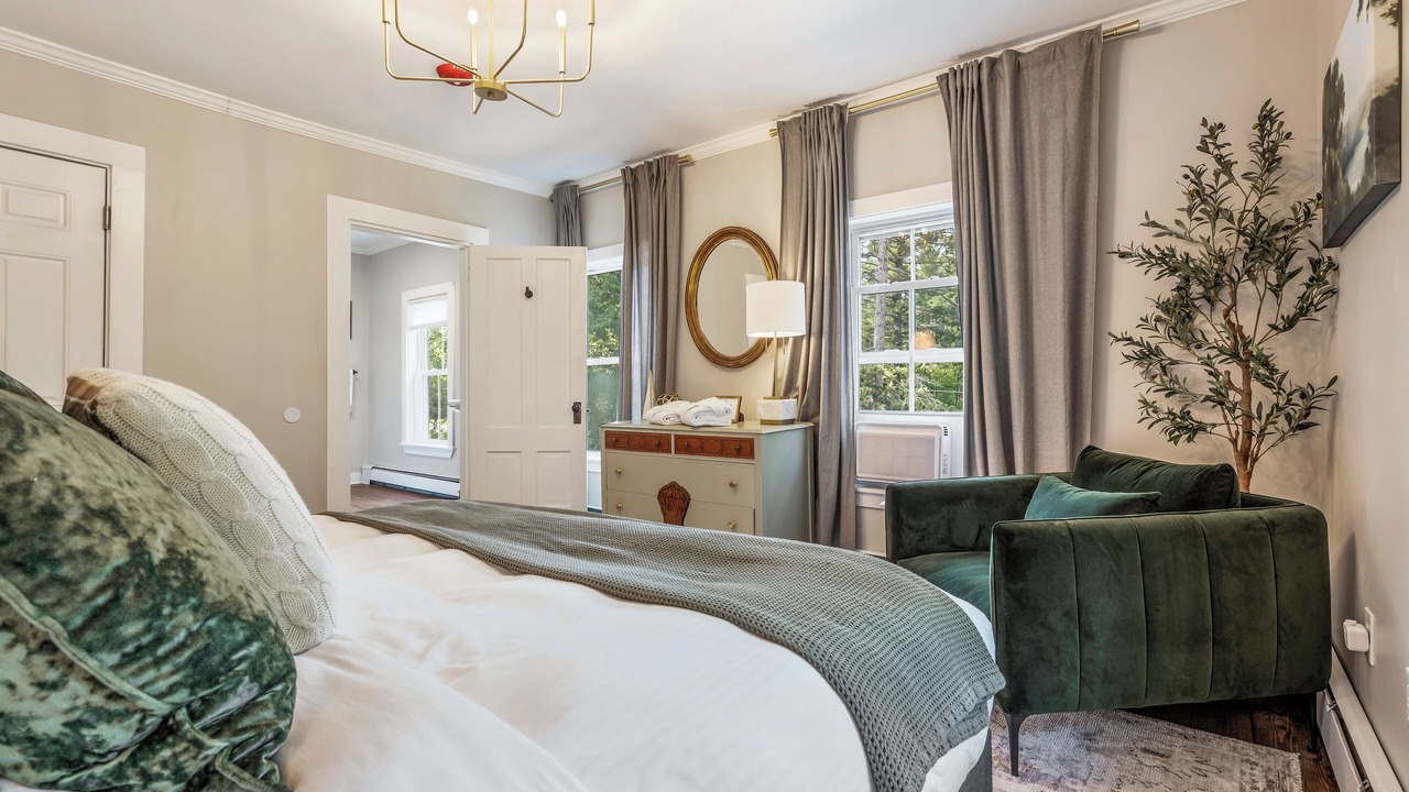 Photo of Bedroom in Bartlett