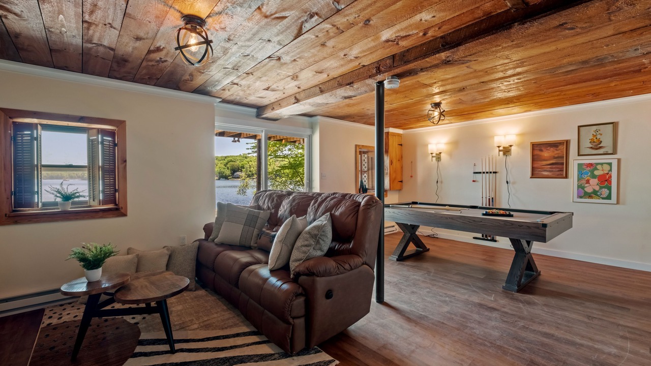 Photo of Livingroom in Barnstead