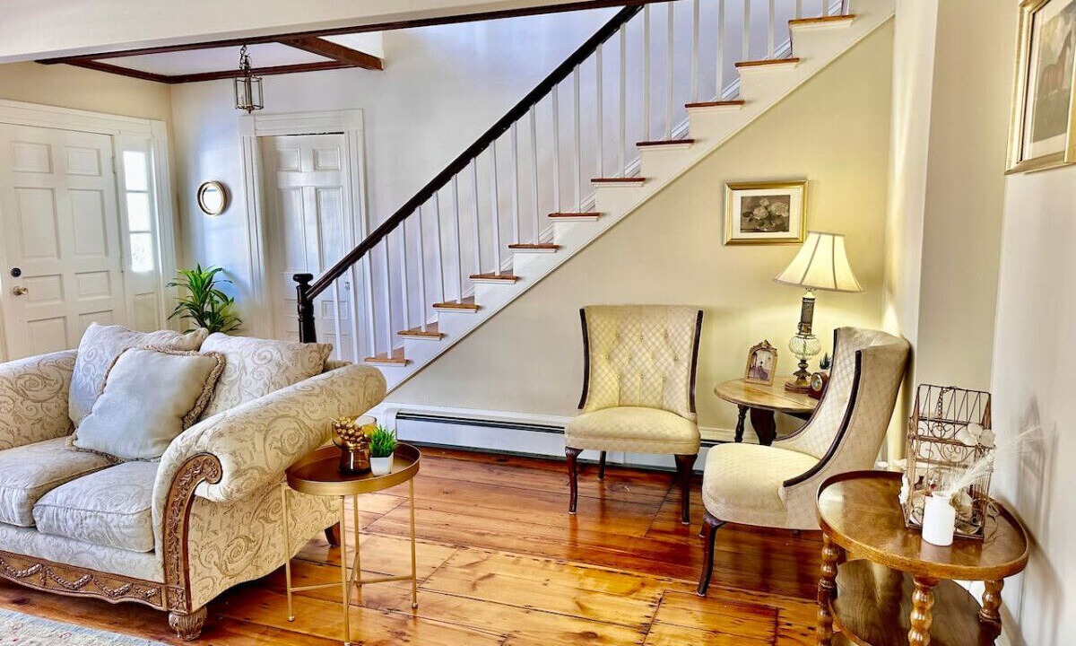 Photo of Livingroom in Groton