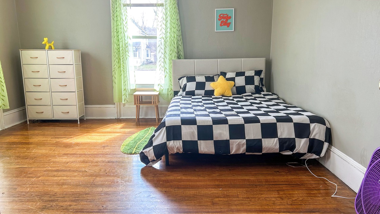 Photo of Bedroom in Cortland