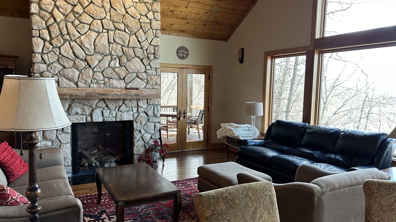 Photo of Livingroom in Caldwell