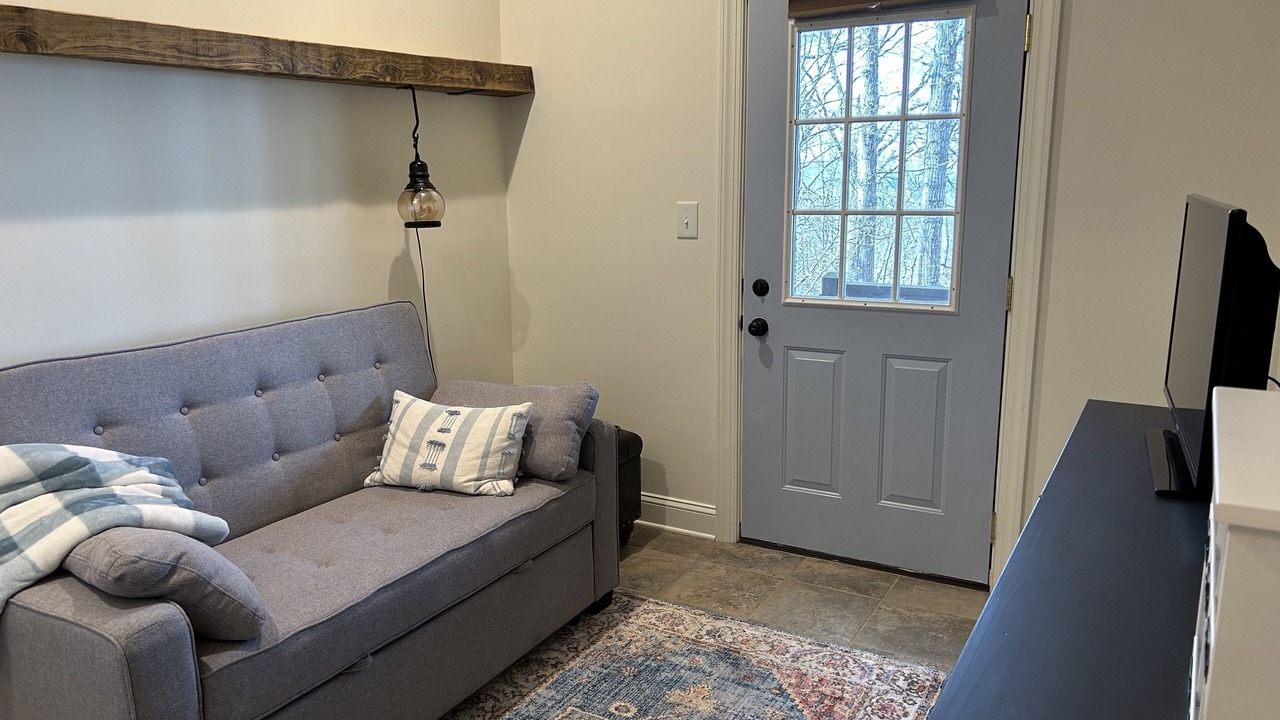 Photo of Livingroom in Caldwell