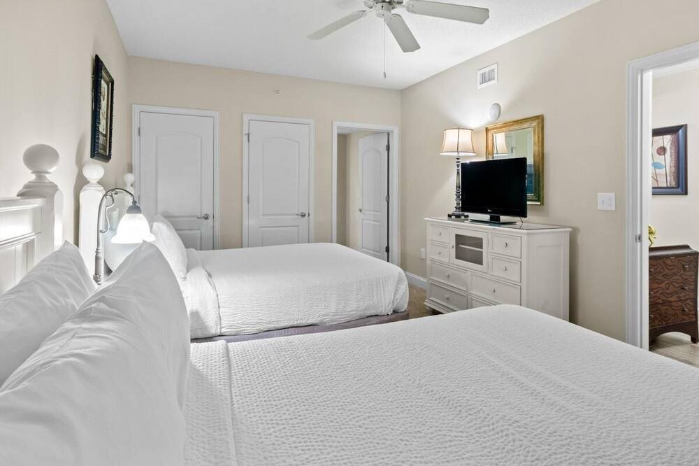 Photo of Bedroom in Windy Hill