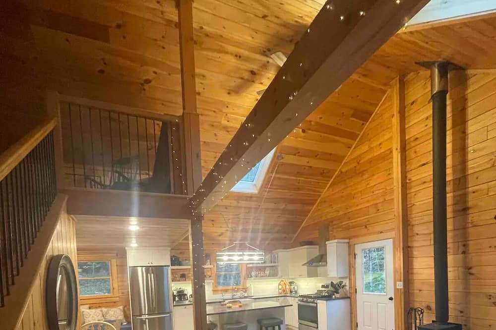 Photo of Livingroom in Post Mills