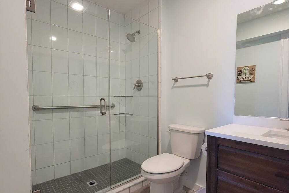 Photo of Bathroom in South Kortright