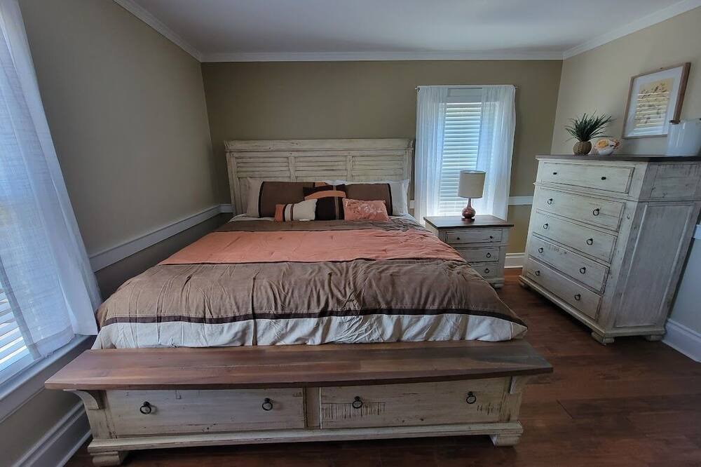 Photo of Bedroom in South Kortright