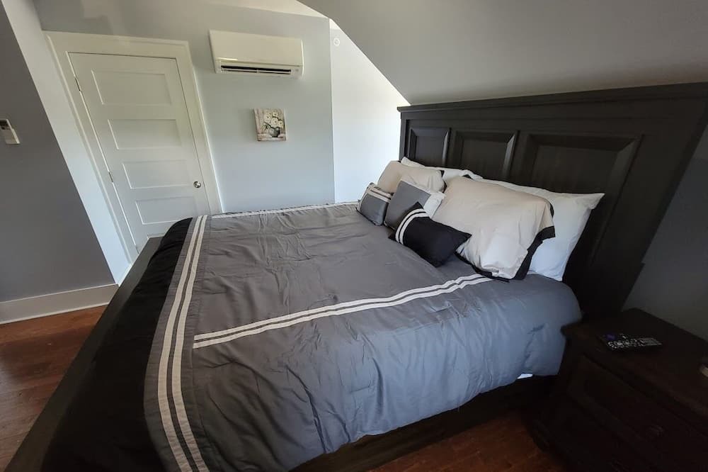 Photo of Bedroom in South Kortright