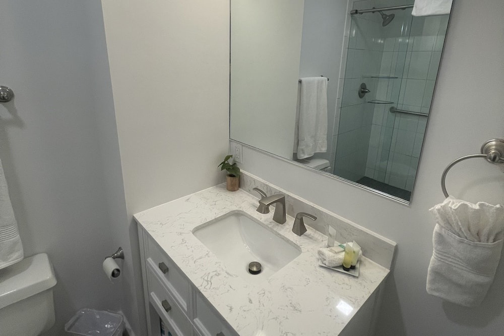 Photo of Bathroom in South Kortright