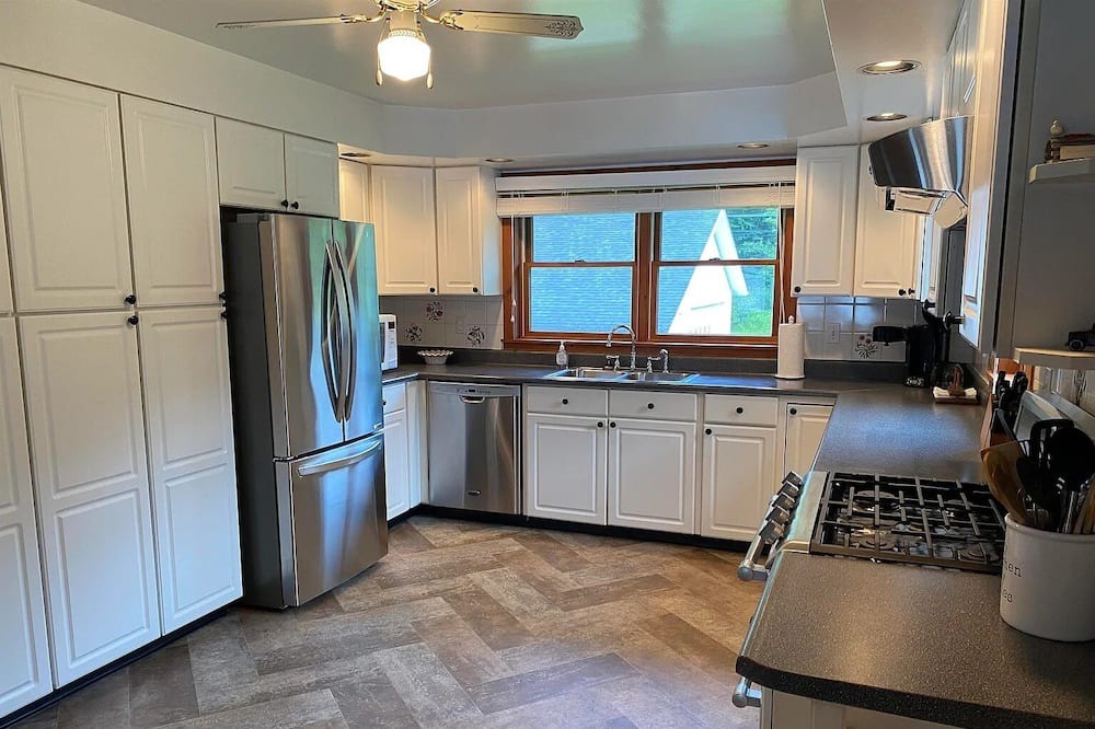 Photo of Kitchen in Poultney