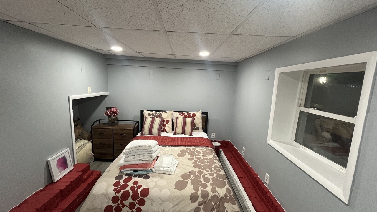 Photo of Bedroom in Latham