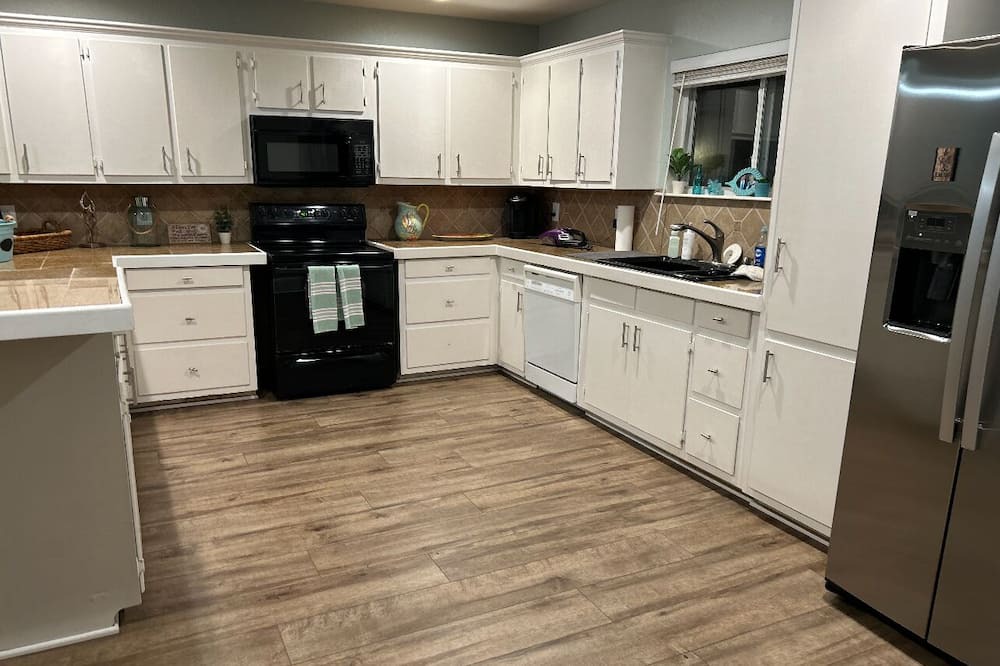 Photo of Kitchen in Crystal Beach