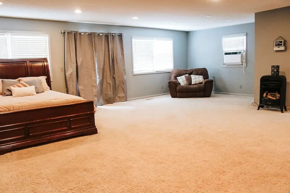 Photo of Bedroom in Shady Spring