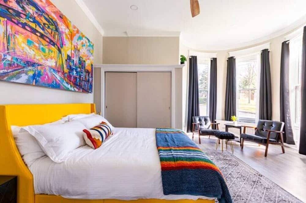 Photo of Bedroom in Washington