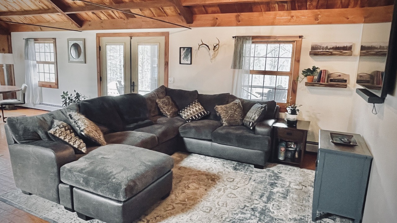 Photo of Livingroom in Honeoye