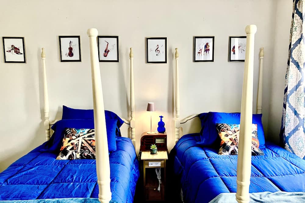 Photo of Bedroom in Boonsboro