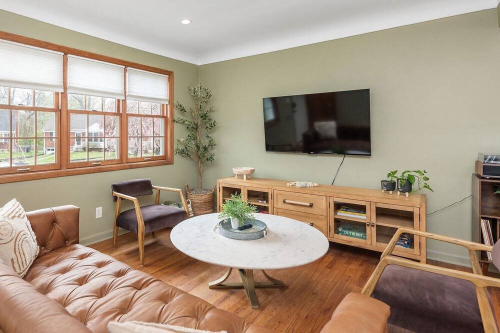 Photo of Livingroom in Mount Washington