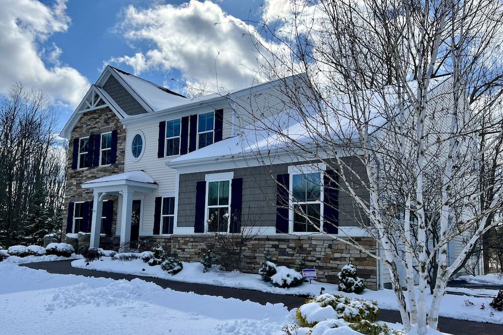 Photo of Outdoor in Orchard Park